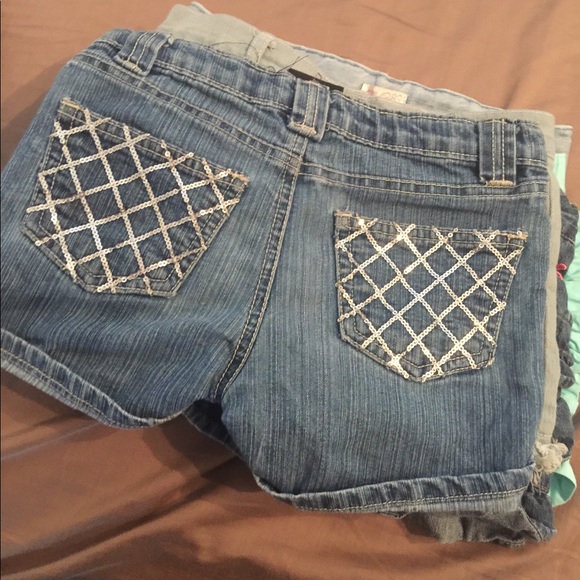 6 shorts  -all different name brand all size 6-6x - Picture 3 of 8